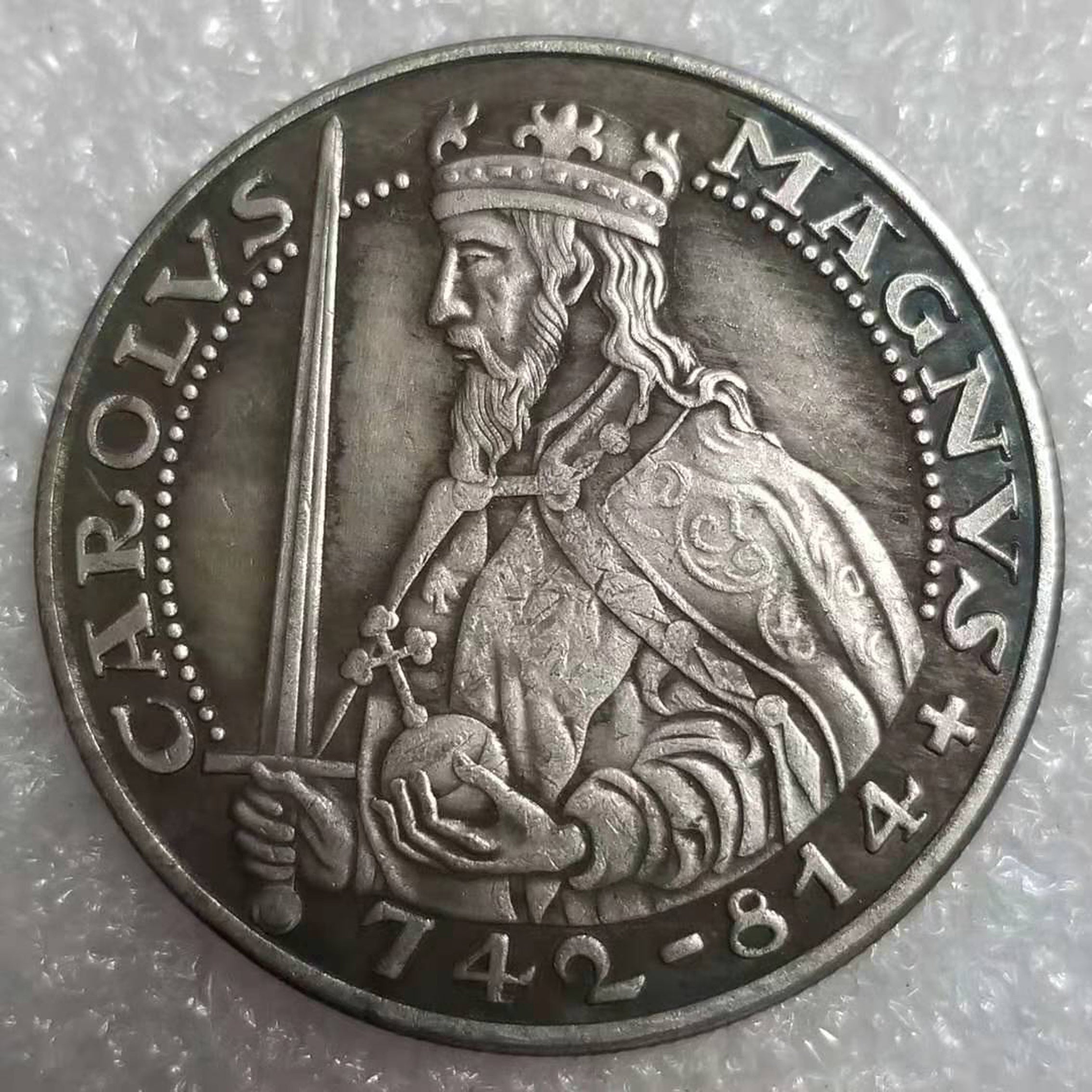 Texas Coin Sword Crown Victory Retro Game