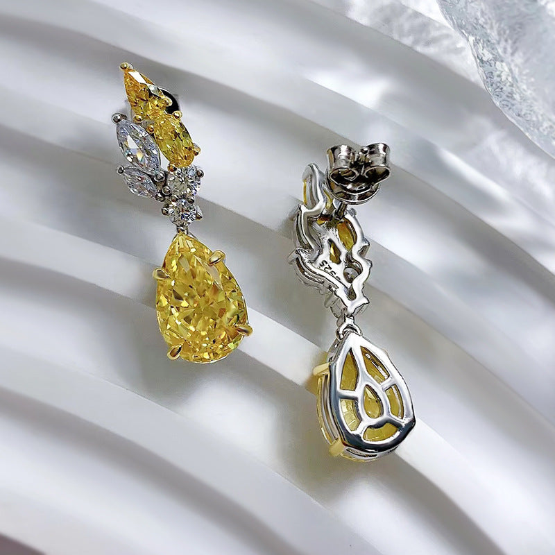 Fashion Pear-Shaped Yellow Diamond Earrings