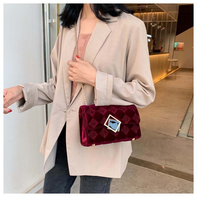 Velvet Diamond Chain Bag