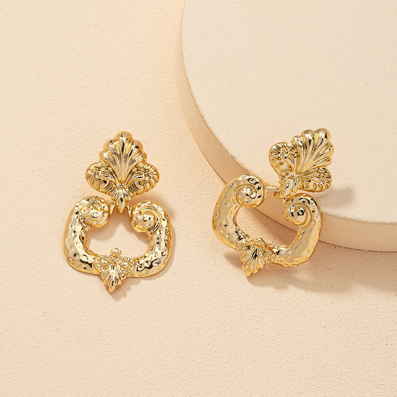 1 Pair Of Metal Texture Earrings