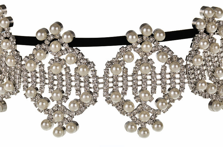 Rhinestone Pearl Necklace