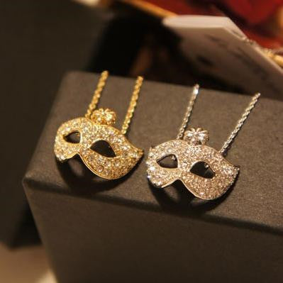 Short Clavicle Chain