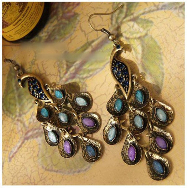 Miss Peacock Diamond Temperament Earrings