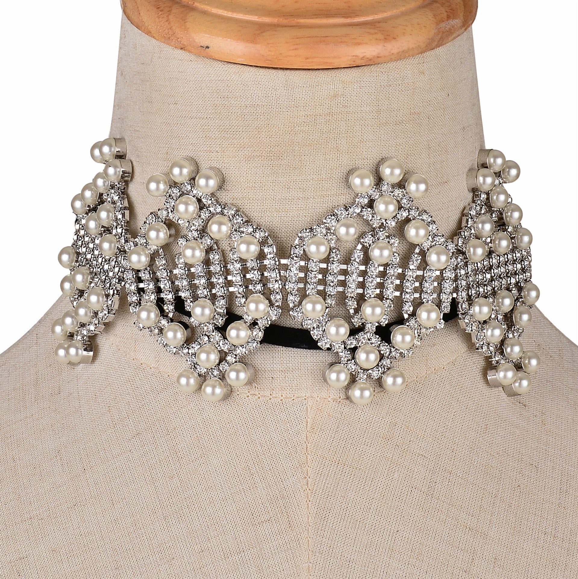 Rhinestone Pearl Necklace