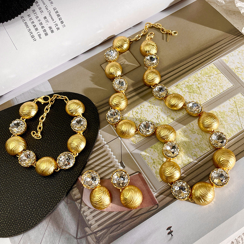 Women's Light Luxury Elegant Gold Necklace Middle-Ancient Clavicle Chain