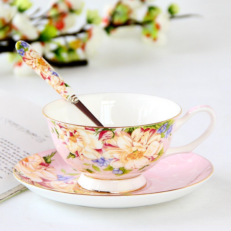 Ceramic Plates and Cups