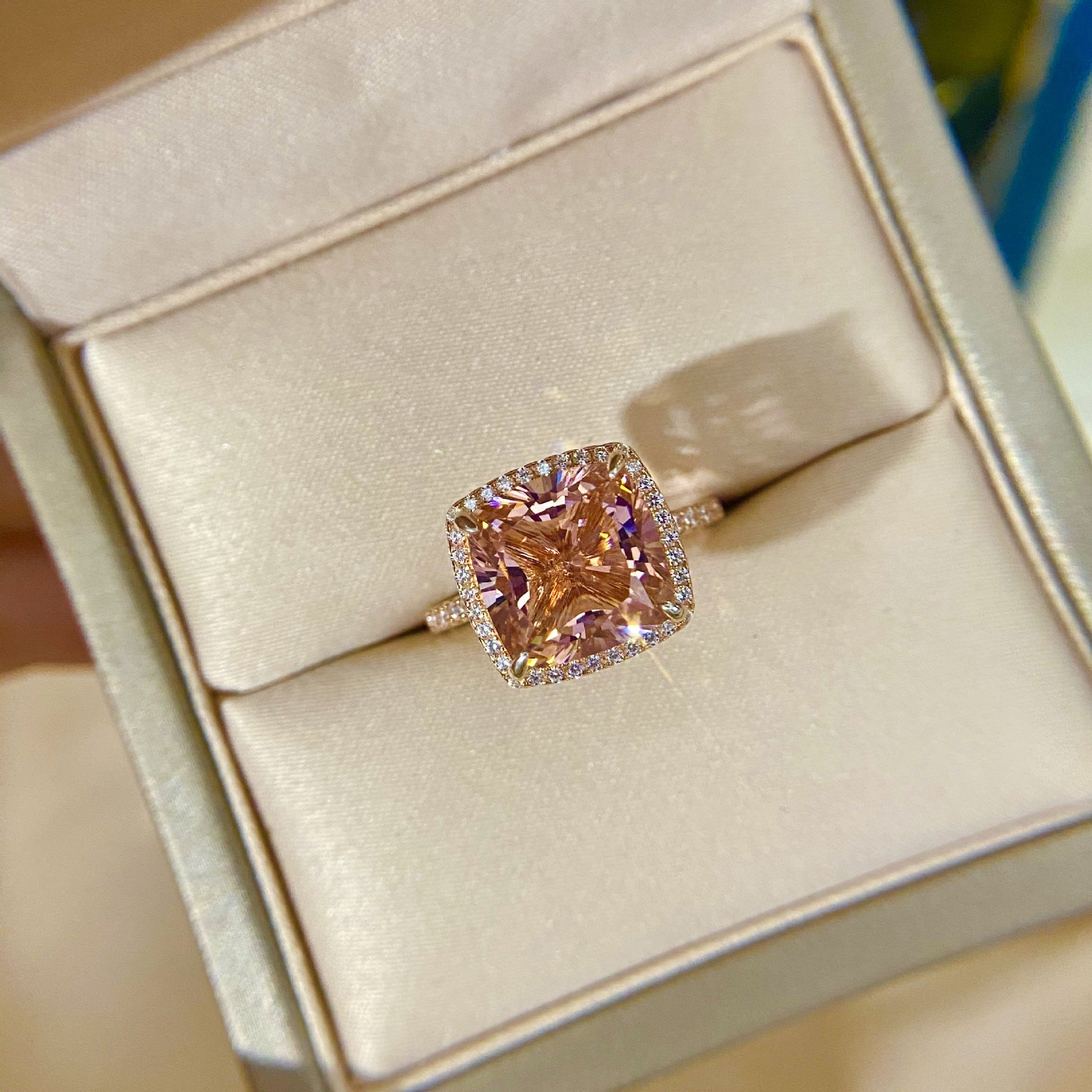 Morgan Powder Fertilizer Square Ring Jewelry