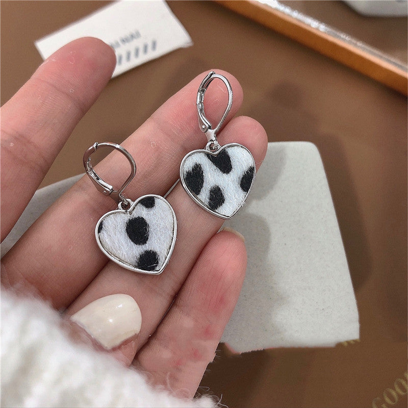 Autumn And Winter Cow Leopard Print Love Earrings