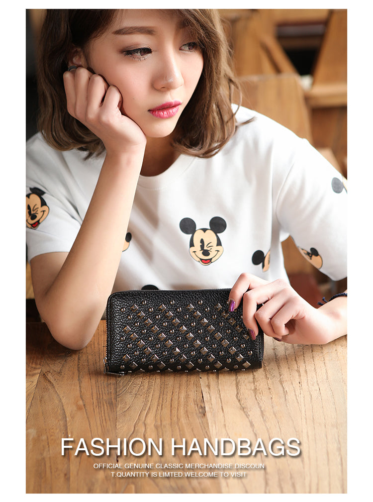 Version Of The New Punk Rivet Long Wallet Fashion Simple Clutch Large Capacity Multi-Card Pocket Wallet