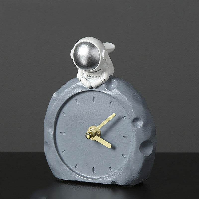 Astronaut Creative Children''s Room Bookcase Desktop Astronaut Clock Trinket Boy''s Bedroom Bedside Decoration