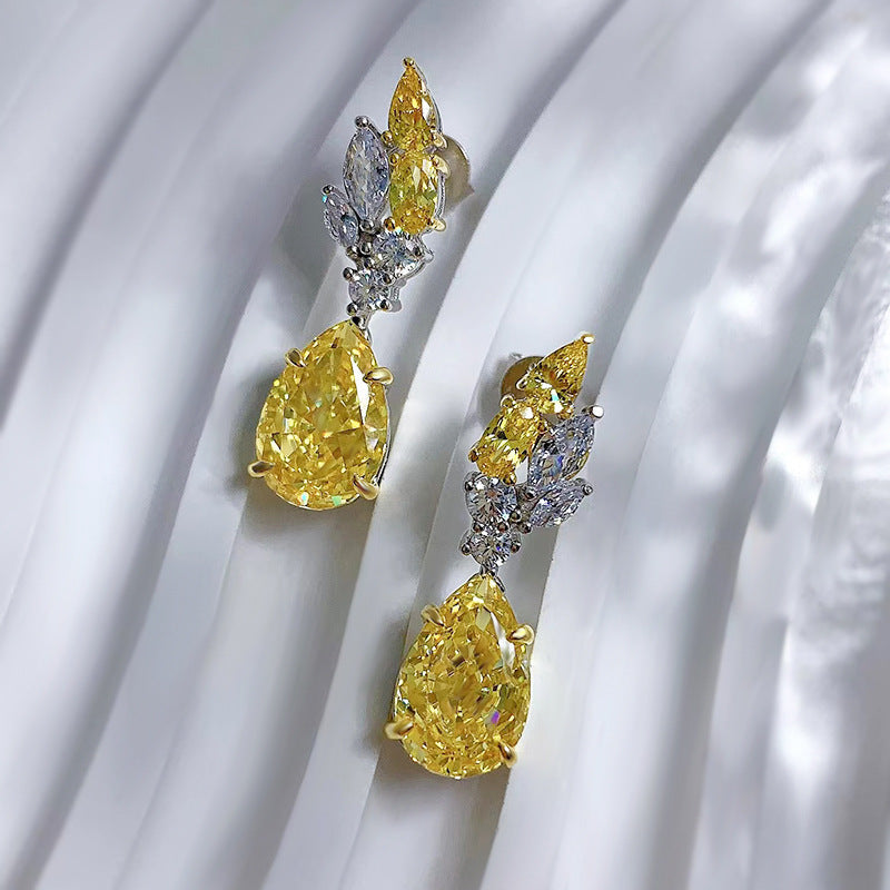 Fashion Pear-Shaped Yellow Diamond Earrings