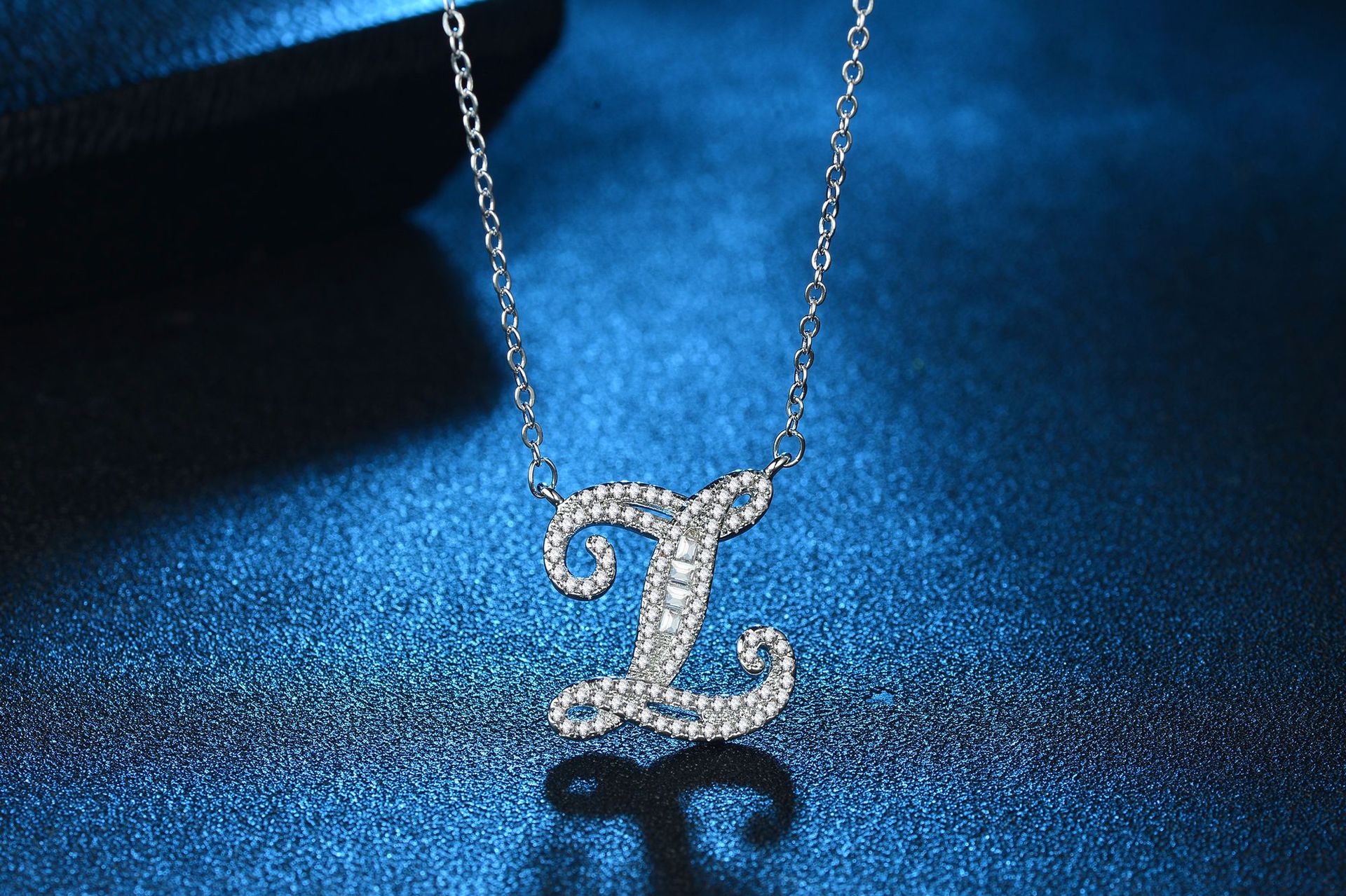 English Letter Super Flash Zircon Necklace