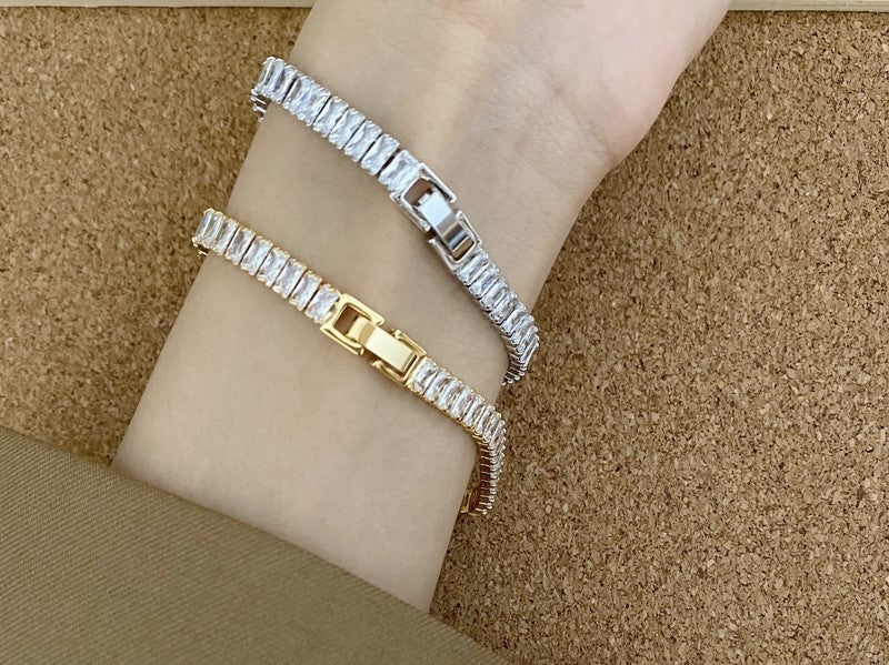 Simple Zircon Bracelet