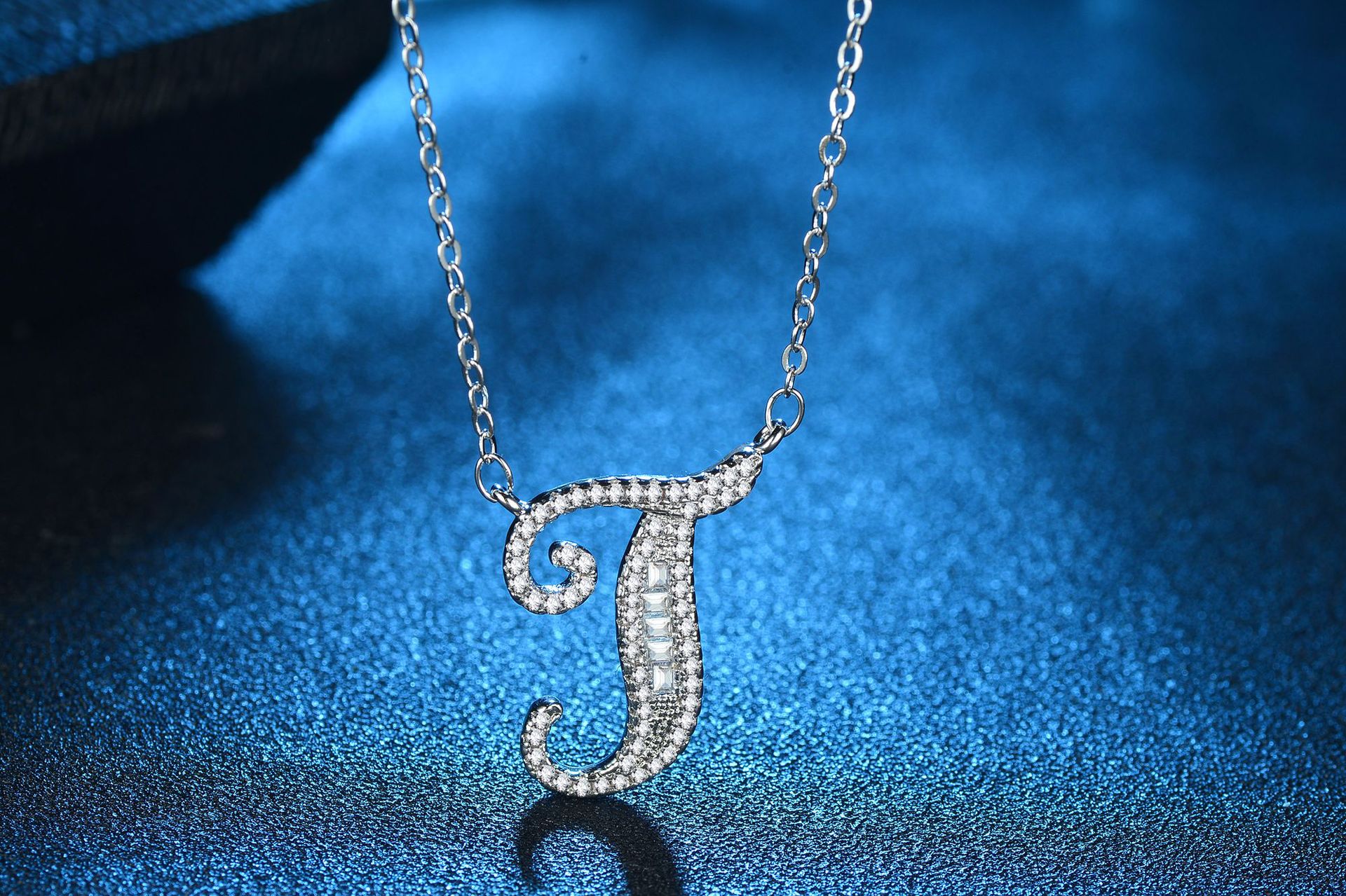English Letter Super Flash Zircon Necklace