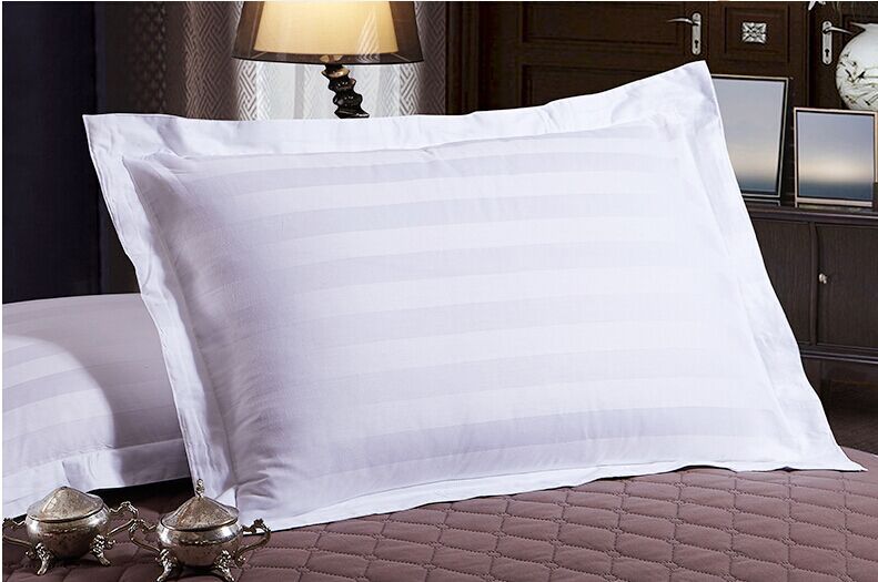 Four-Piece Hotel bedding