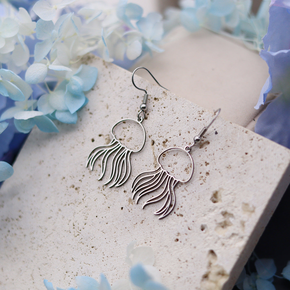 Marine Feng Shui Jellyfish Earrings Creative Fashionable And Light Luxury
