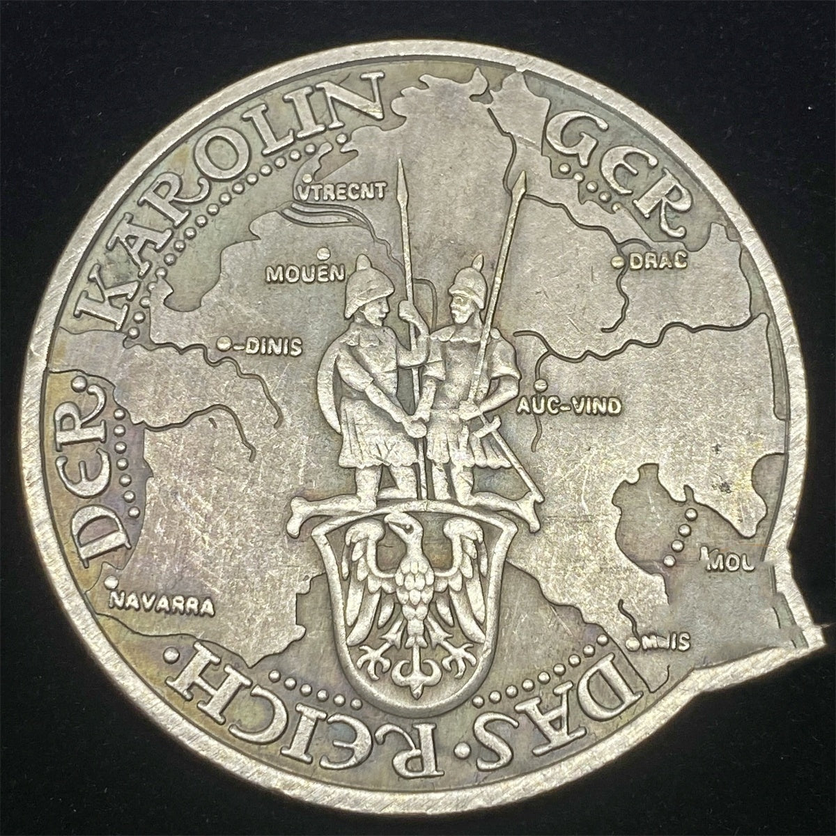 Texas Coin Sword Crown Victory Retro Game