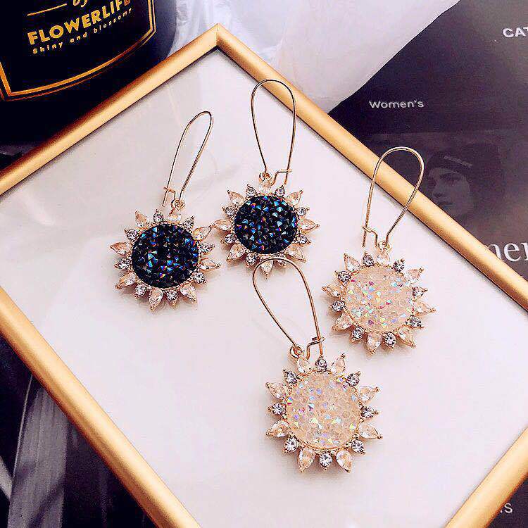 Broken Diamond Sun Flower Earrings