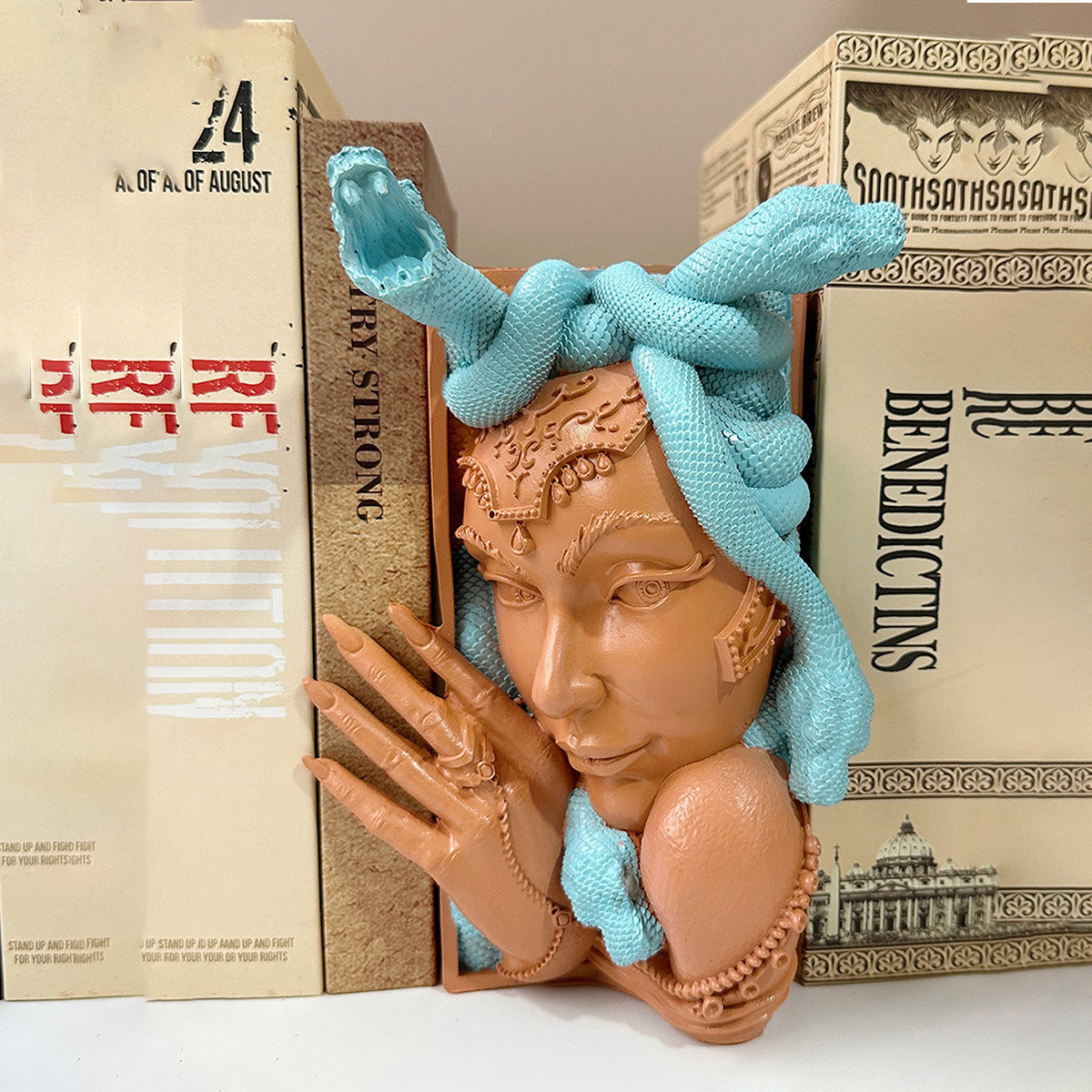 Medusa Book Corner Bookend Bookshelf