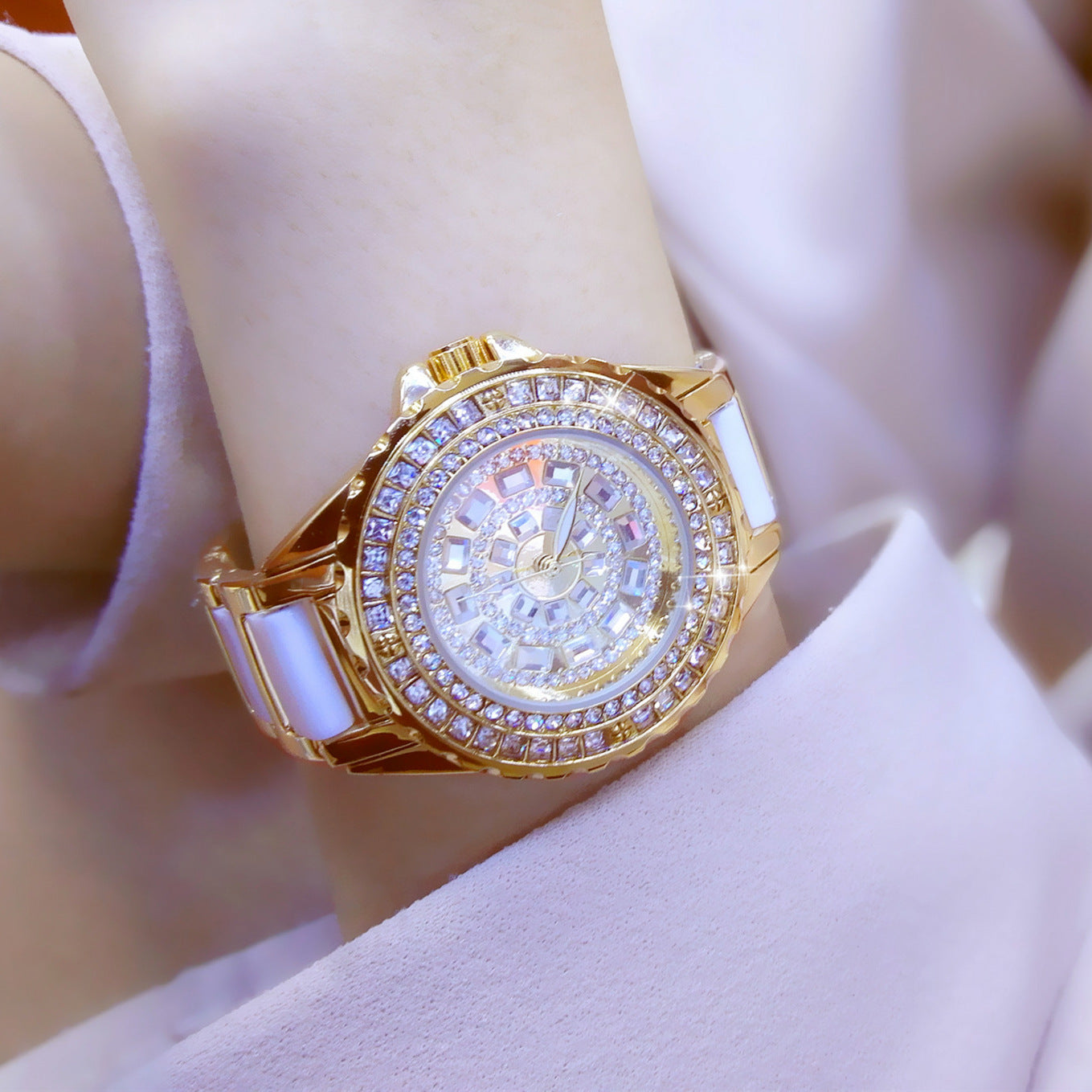 Fashion Full Of Diamond Women Watch Bracelet Full Of Diamond Women