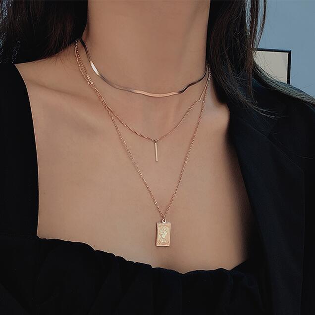Rectangular Queen Queen Multilayer Necklace
