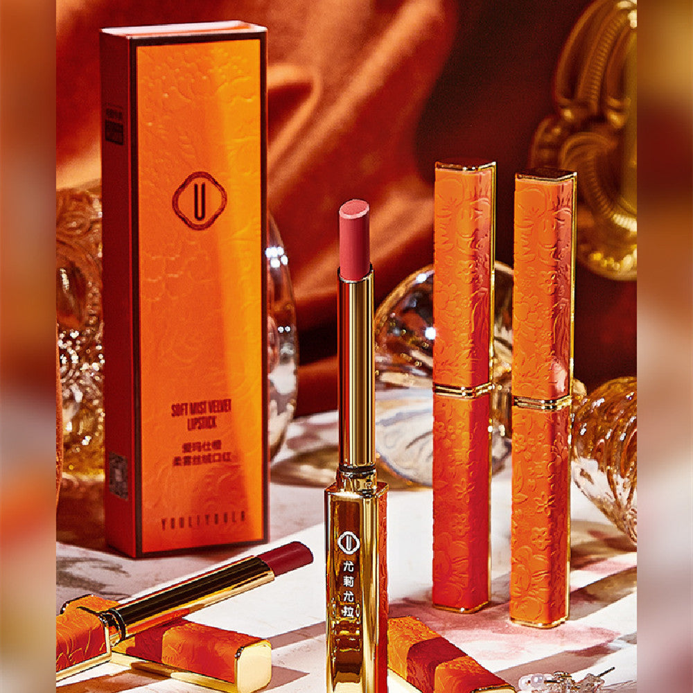 Non Stick Cup Moisturizing Lipstick