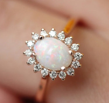Wish Hot New Egg-Shaped Opal Opal Ring European Beauty Plated 18k Rose Gold Royal Jewelry