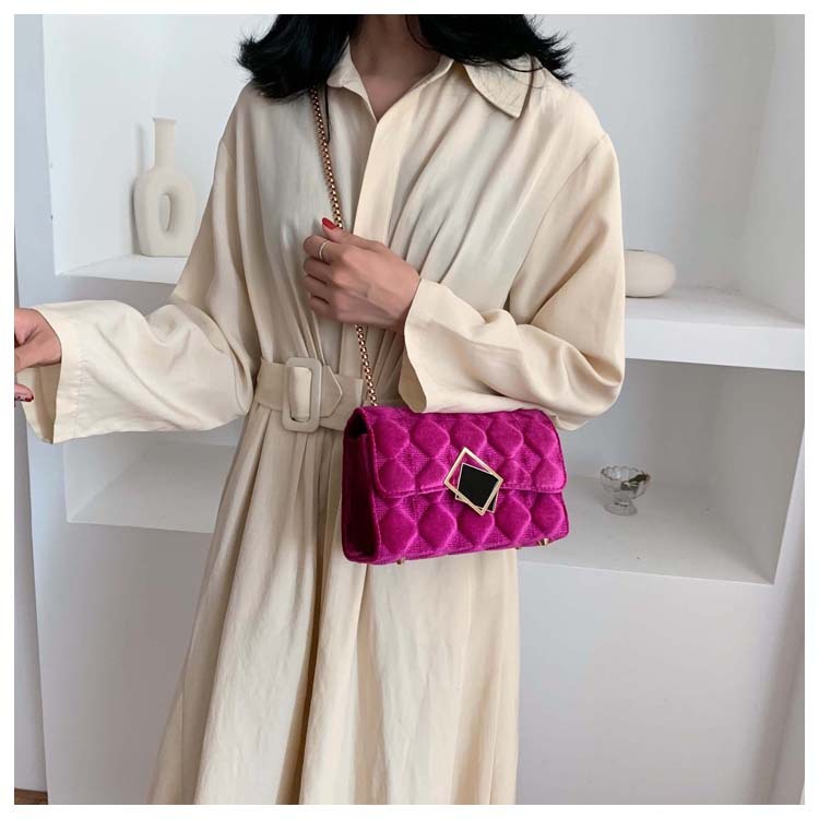 Velvet Diamond Chain Bag