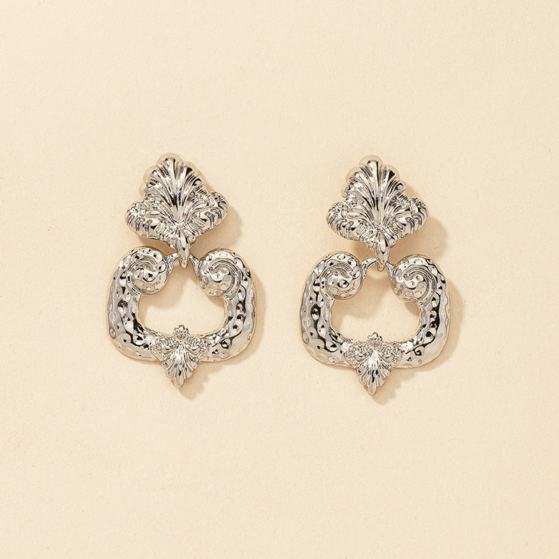 1 Pair Of Metal Texture Earrings