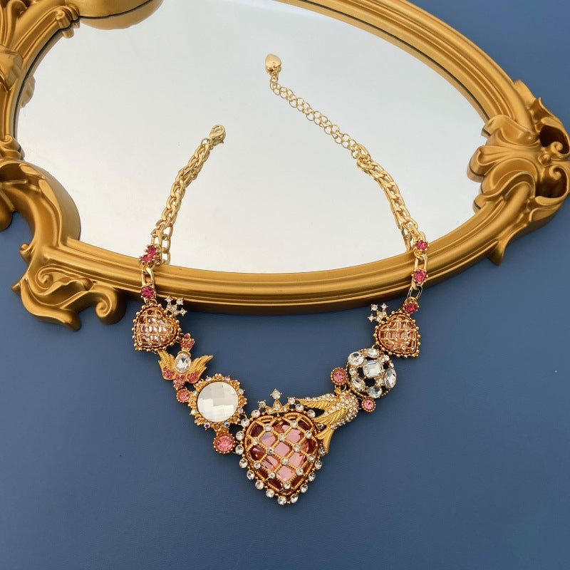 Mid-Ancient Vintage Western Antique Heavy Industry Love Crystal Necklace Court Handmade Glass