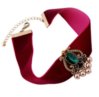 Red Velvet Choker Necklace with Green Geometric Family