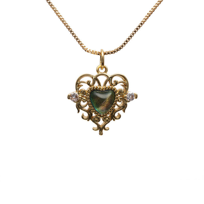 Hollow Heart-Shaped Pendant Necklace Heart-Shaped Crystal