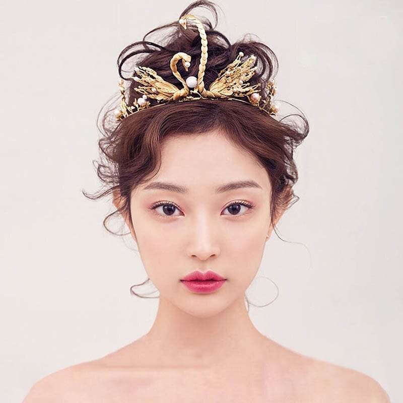 Golden Swan Crown Decoration