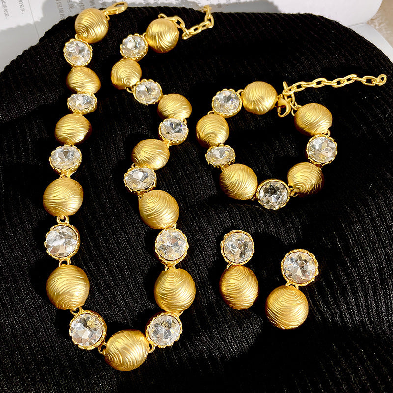 Women's Light Luxury Elegant Gold Necklace Middle-Ancient Clavicle Chain