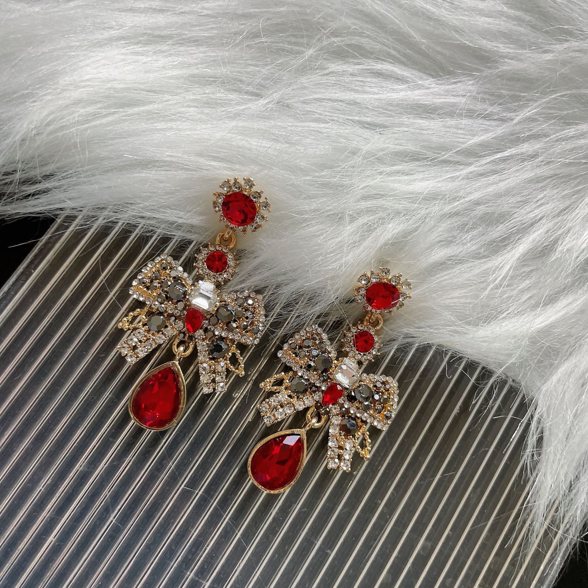 French Retro Baroque Light Luxury High-End Earrings