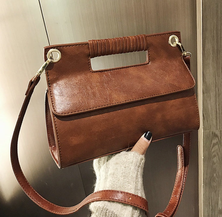 Go with a Stylish Shoulder Bag