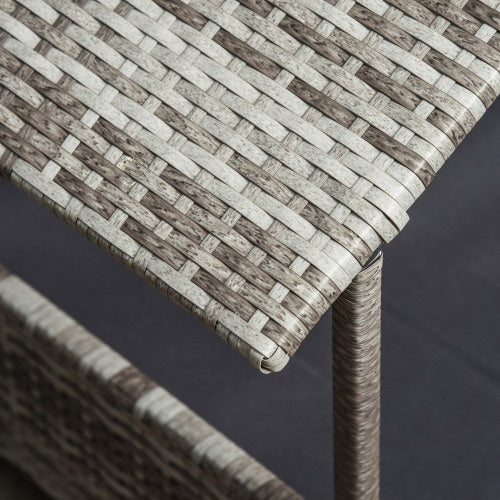 The Rattan Dog House Outdoor with Canopy Is Suitable for Small and Medium-Sized Dogs