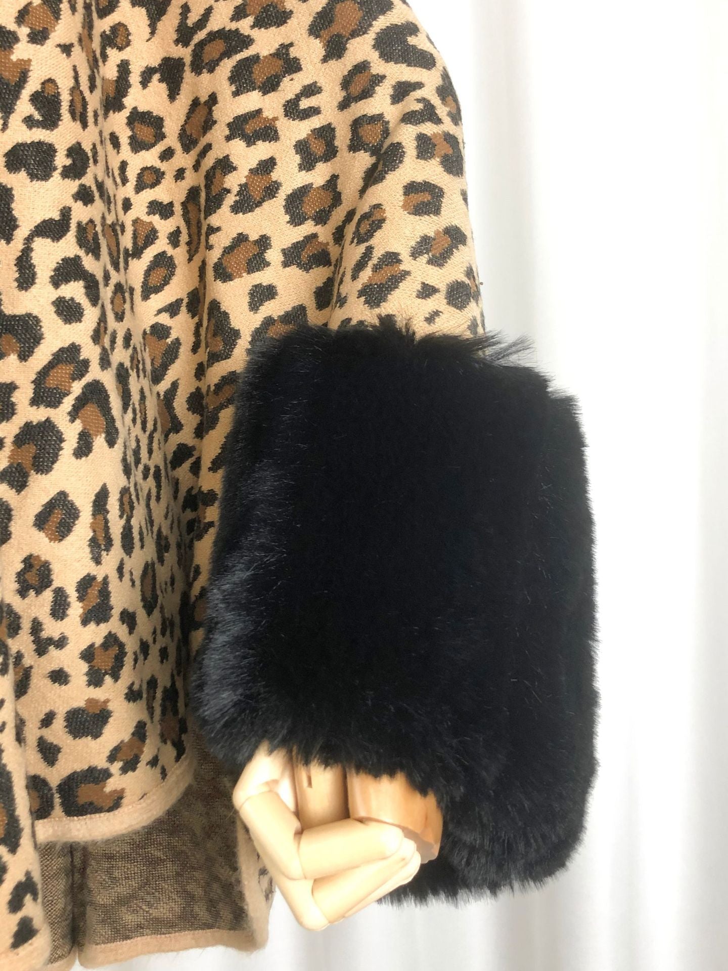 Women's Leopard Winter Imitate Rex Rabbit Fur Warm Thickened Cape Coat