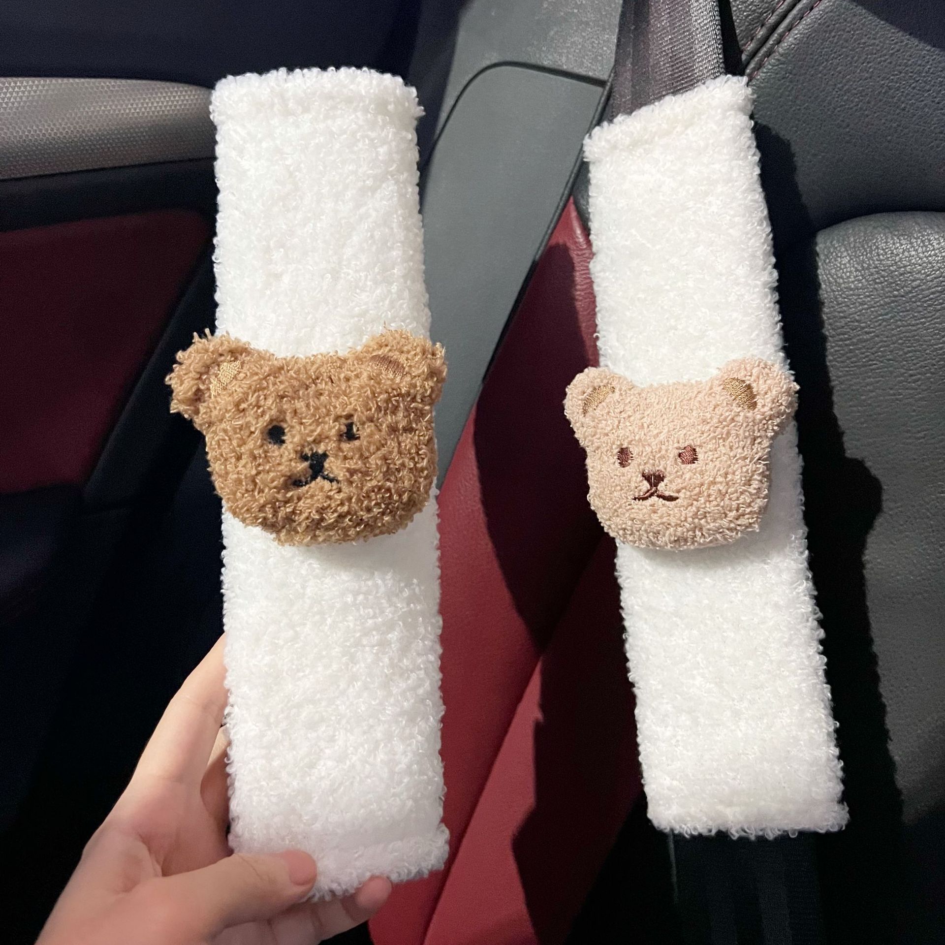 Cartoon Bear Shoulder Sleeve Protective Cover Baby Car Anti-Strangulation Seat Belt