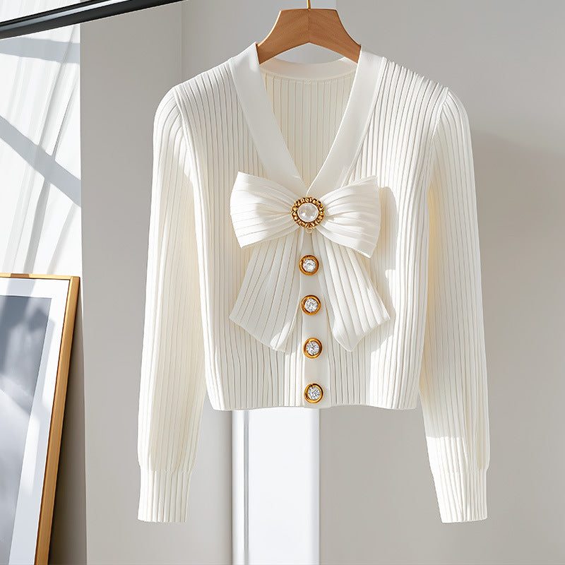 White Long-Sleeved Fashionable High-End Chic Sweater