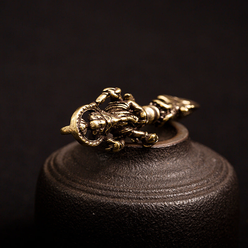 Brass Elephant God King Kong Tibetan Tantra Dharma-Vessel Monster Subduing Club Vajra Keychain