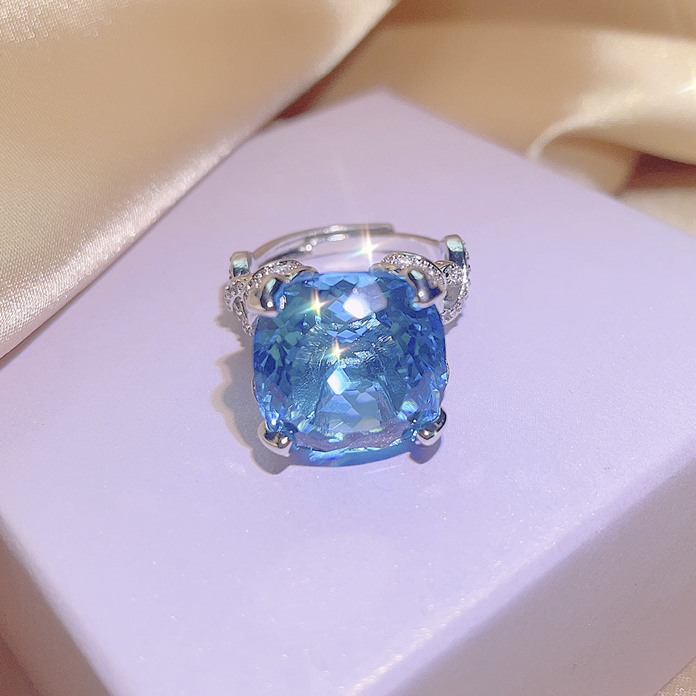 Aquamarine Topaz Pendant Yellow Diamond Suit