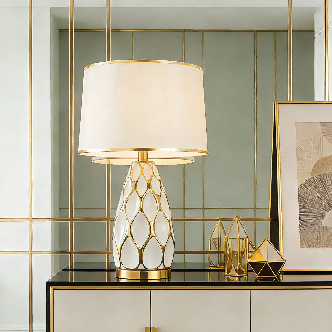 Modern Light-Luxury Creative Honeycomb Ceramic Table Lamp