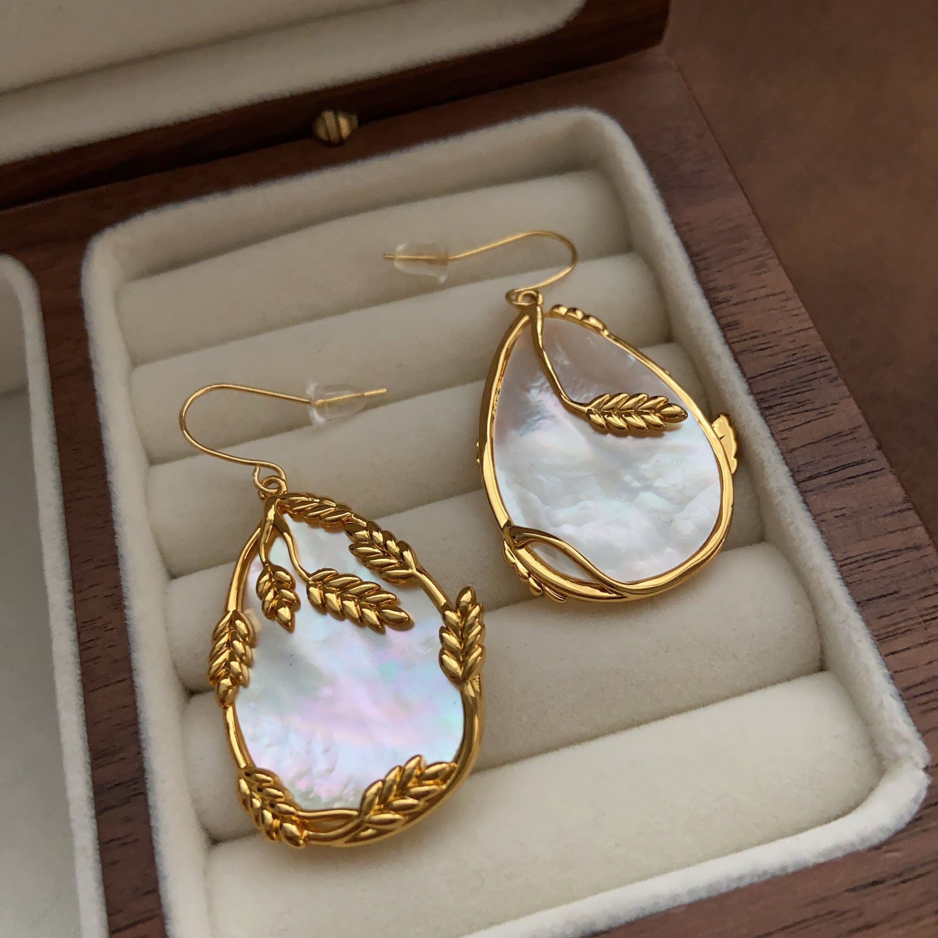 Shell Lace Earrings Exquisite Heavy Industry