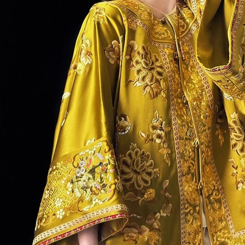 New Chinese Retro Machine Embroidery Gold Chinese Style Coat