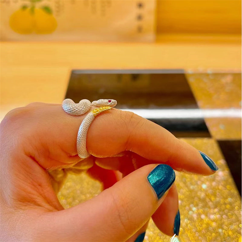 Fashion Jewelry Adjustable Snake Ring For Men Women Fashion Exquisite Punk Black White Rattlesnake Couple Ring Gothic Luxury Jewelry Gift