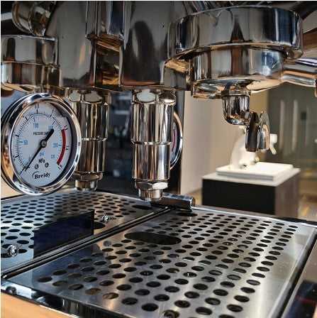 Semi-Automatic Commercial Italian Coffee Machine by Hand