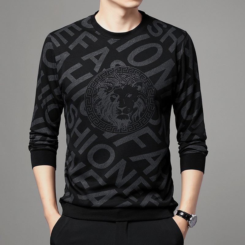 Young And Middle-Aged Men With Fleece T-shirts And Long Sleeves