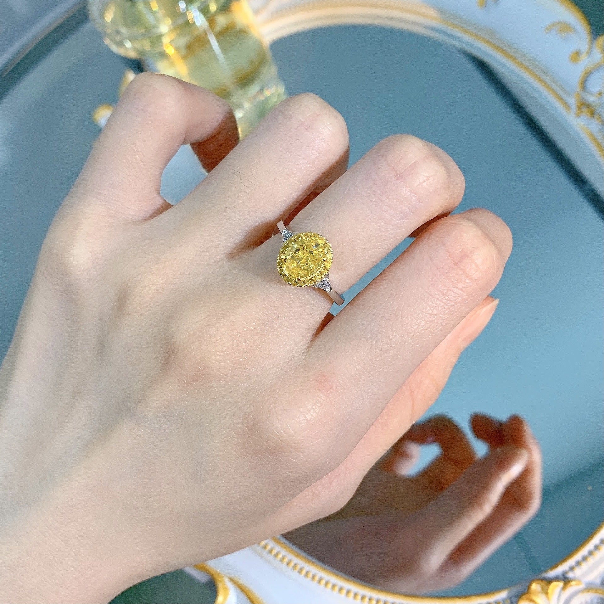 Fashion Simple High Carbon Diamond Yellow Diamond Ring