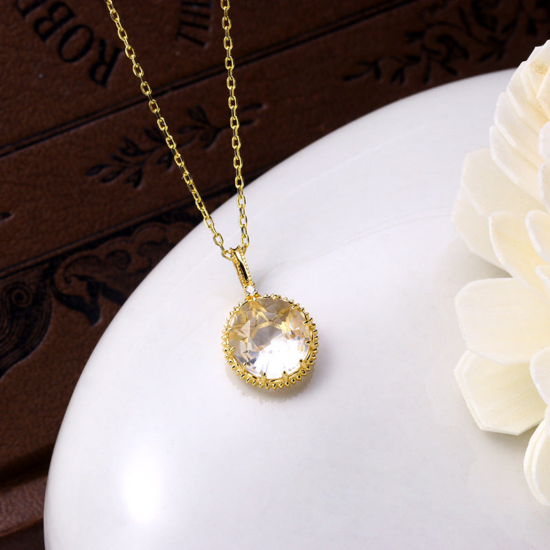 Arcador Vintage Hollow Necklace